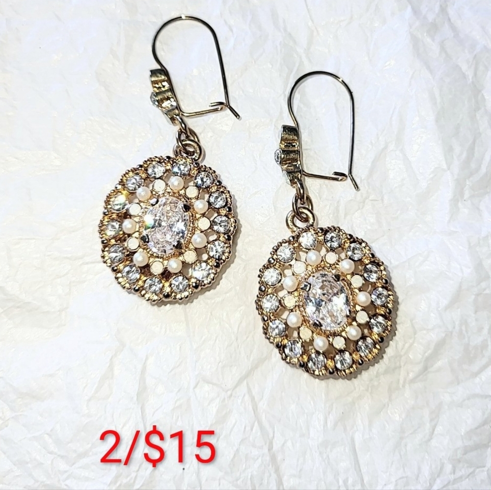 🦋 CRYSTAL, FAUX OPAL & FAUX SEED PEARL EARRINGS